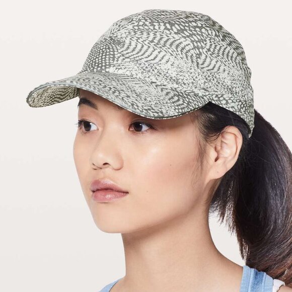 NEW Lululemon Baller Hat Run Swerve Vapor Metal Grey OS - Picture 2 of 5